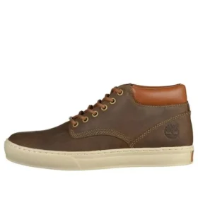 Adventure 2.0 Chukka Boots “Brown”