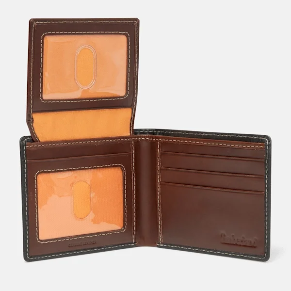 Waxy Pull up Passcase Wallet Waxy Pull up Passcase Wallet